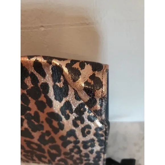 BETSEY JOHNSON CHEETAH LEOPARD PRINT COSMETICS CASE HANDBAG WRISTLET *READ - Picture 5 of 16
